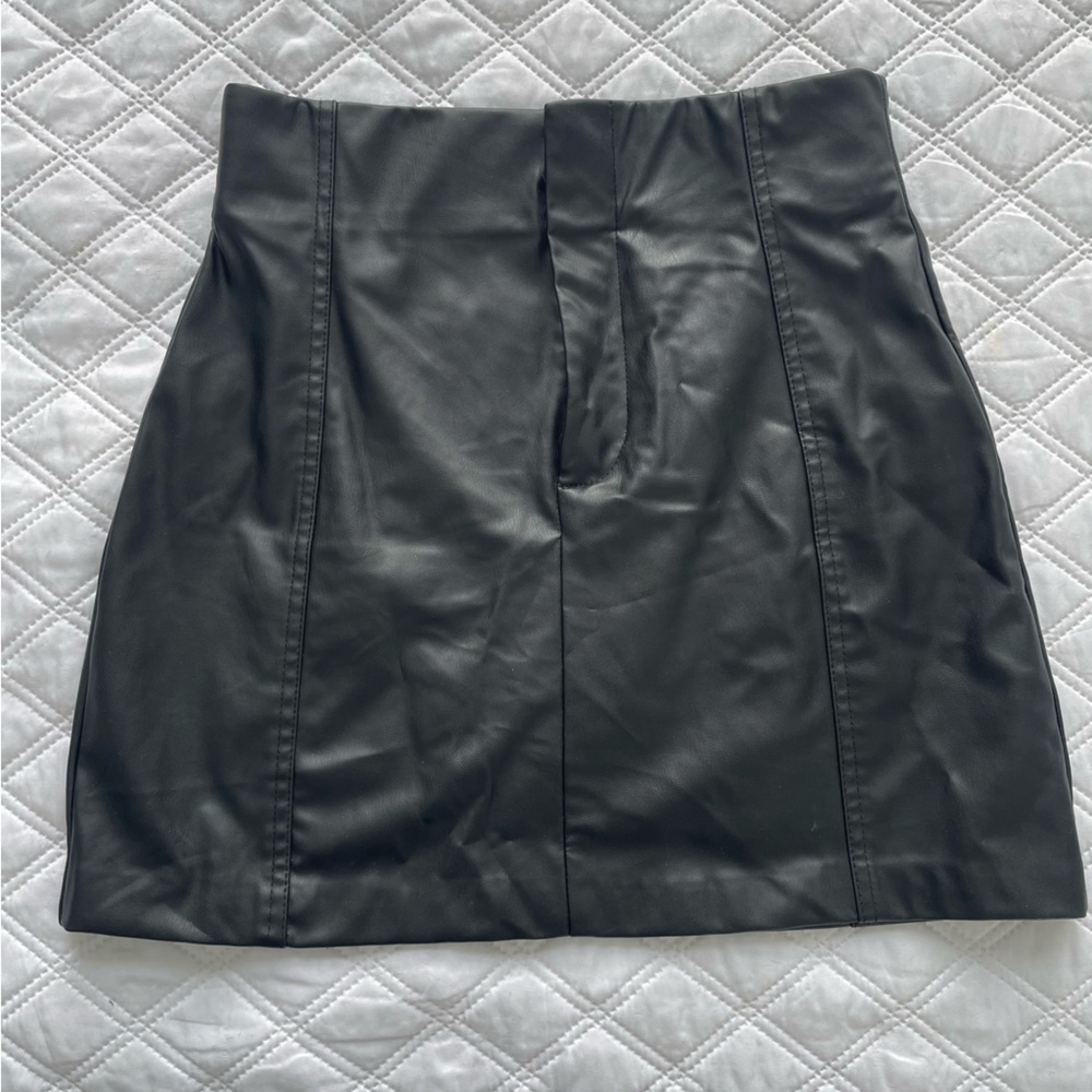 Zara Black Faux Leather Mini Skirt